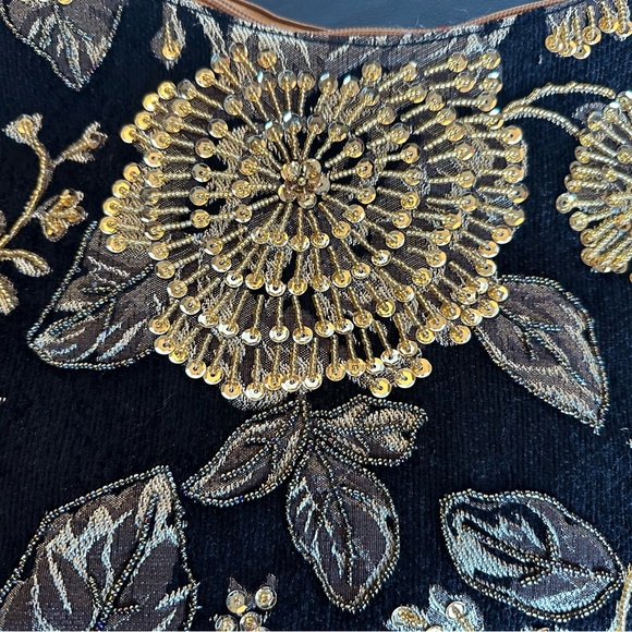 Gorgeous shoulder carpet bag! One bag, two looks! Two parallel top zippe… - Picture 3 of 7